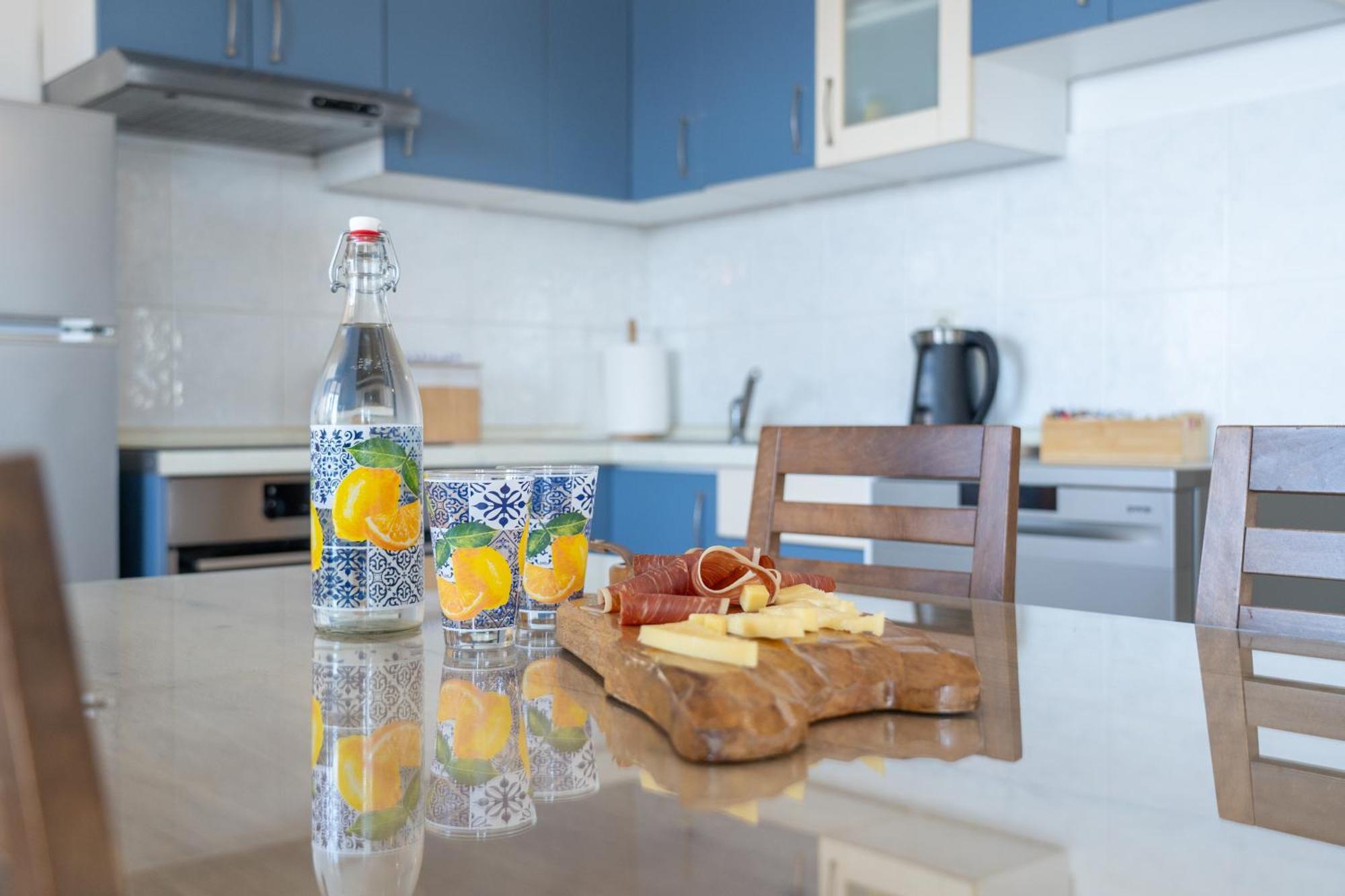 30 M From Beach,makarska,marija