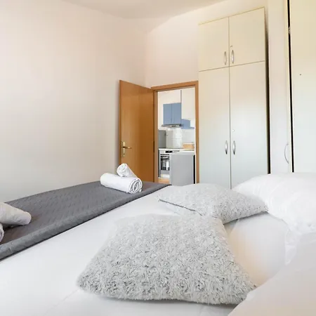 Apartment 30 M From Beach,Makarska,Marija Extérieur photo