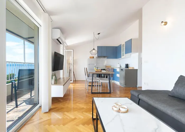 Apartment 30 M From Beach,Makarska,Marija