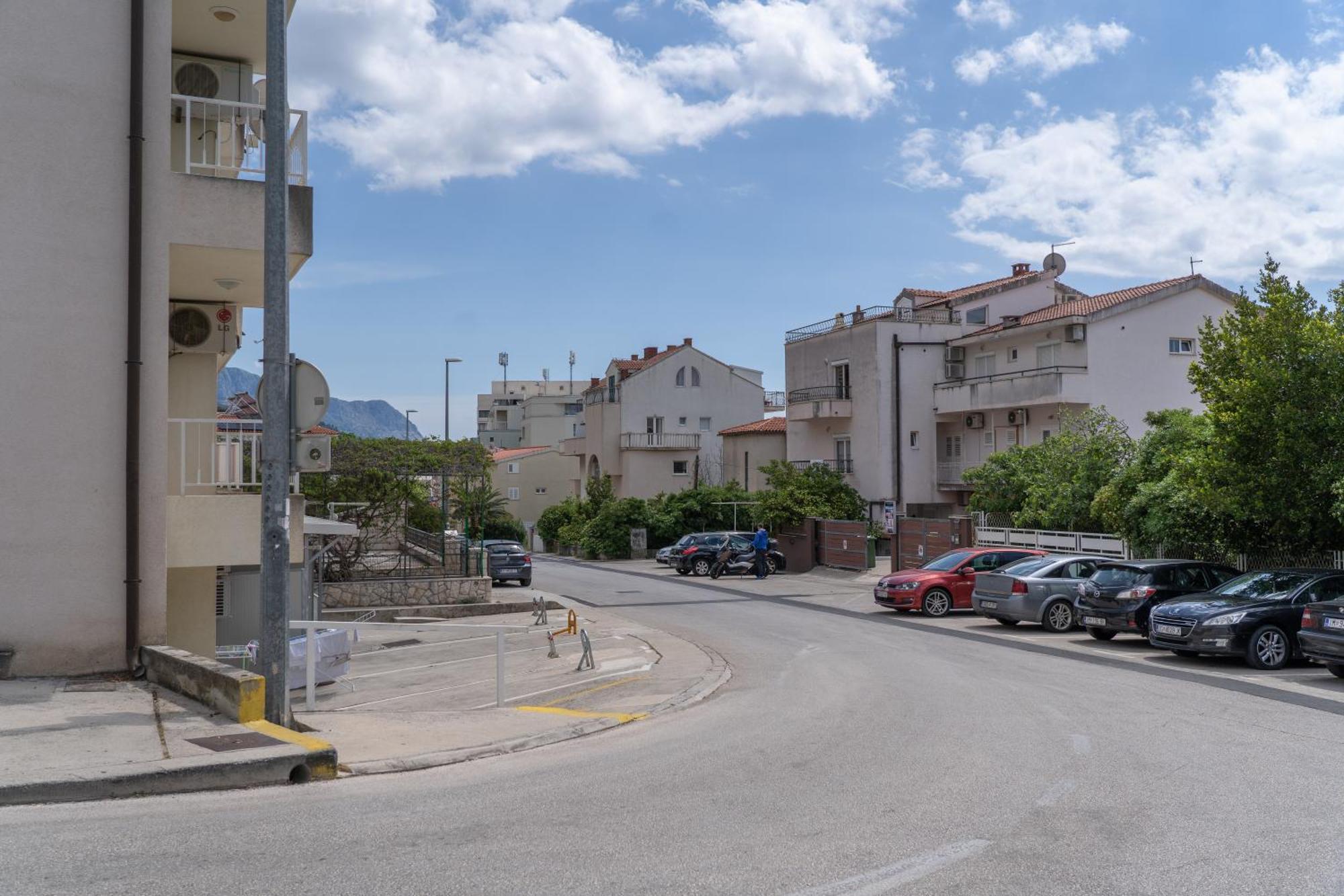 30 M From Beach,makarska,marija Makarska