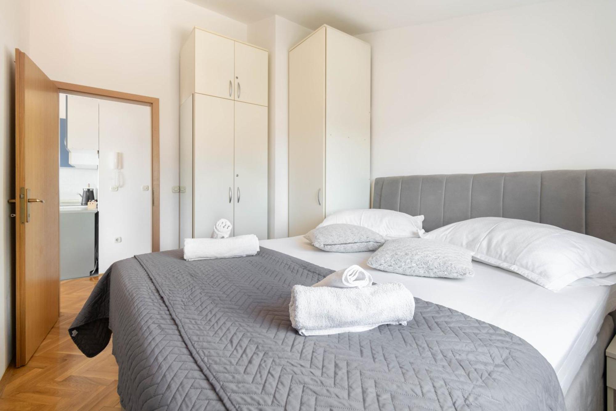 Apartment 30 M From Beach,makarska,marija *